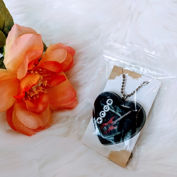 🌈BOGO🌈 Resin Necklace - Rock - Picture 7 of 7